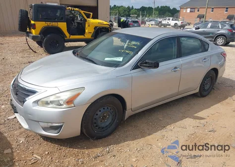 2014 Nissan Altima 2.5 S из США, поврежденный, VIN 1N4AL3AP1EC190153